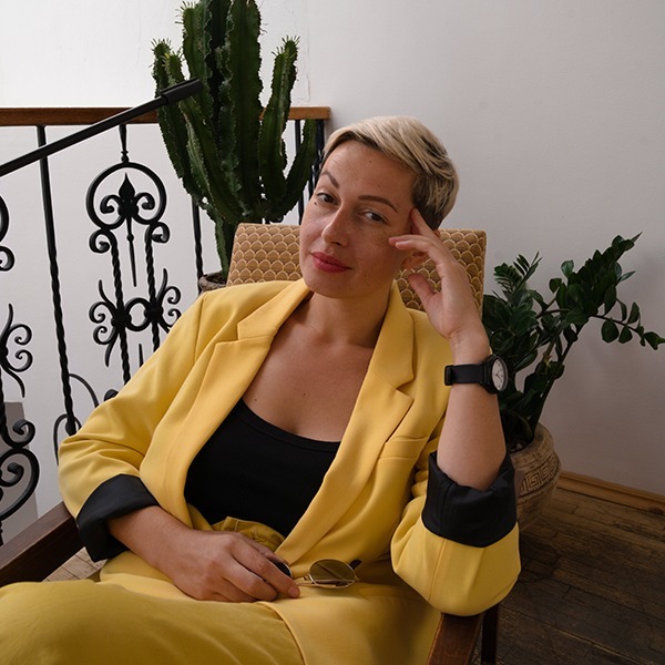 «Критика – ознака успіху проєкту». Ярослава Кравченко про «неправильний» фемінізм і гумор — Подкасти на Wonderzine