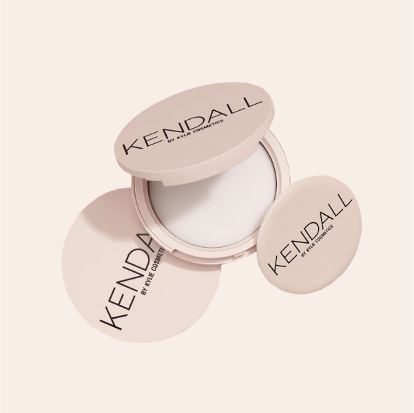 Матувальна крем-пудра з нової колекції Kendall + Kylie — Вішлист на Wonderzine
