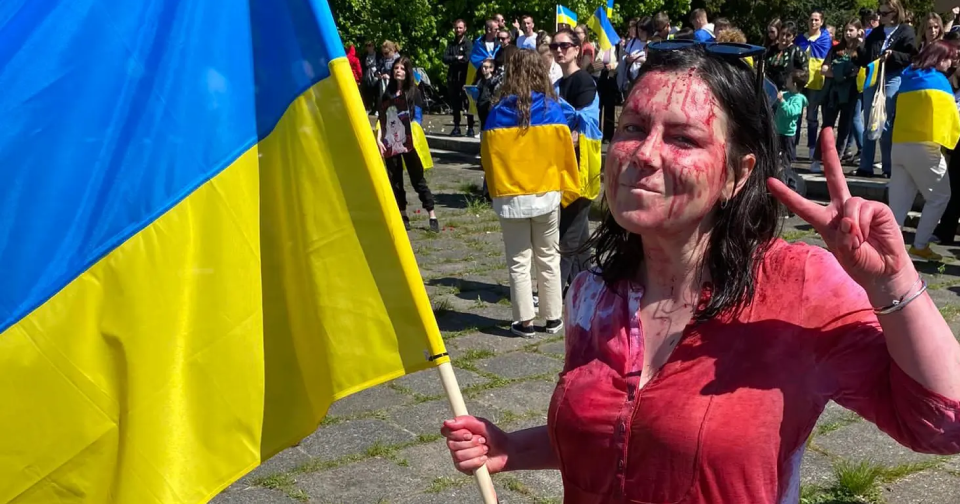 Польща припинила розслідування у справі Ірини Земляної, яка облила ...